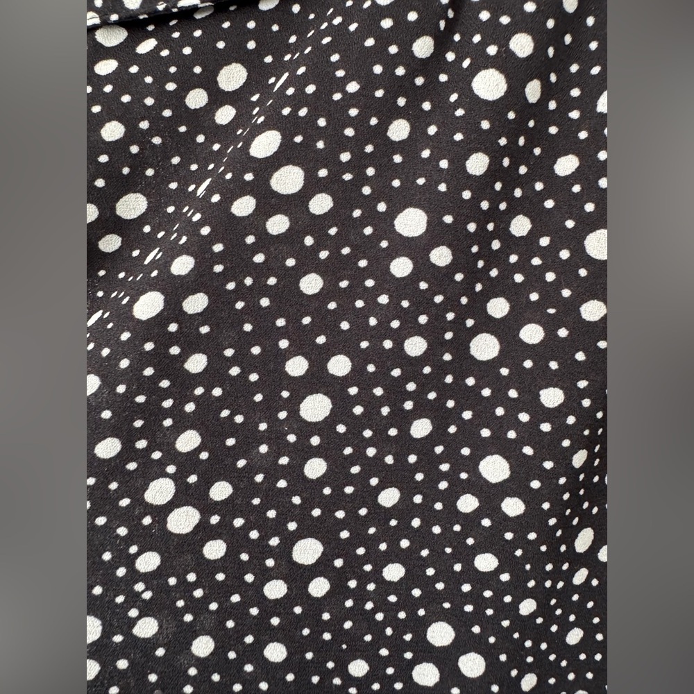 Max Studio Polka Dot Ruffle Blouse, Size Large - NWT - Picture 4 of 8